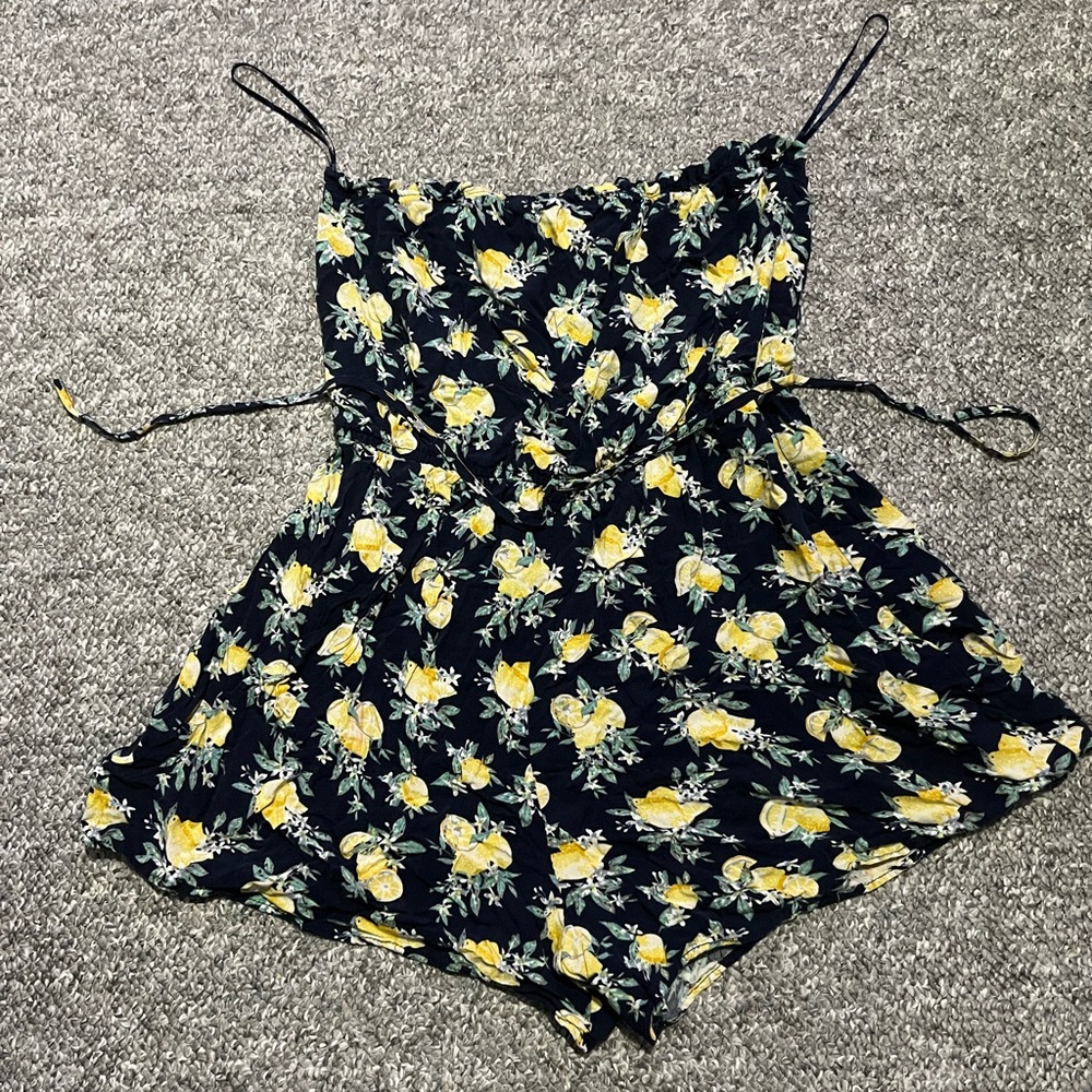 kismet strapless romper size M